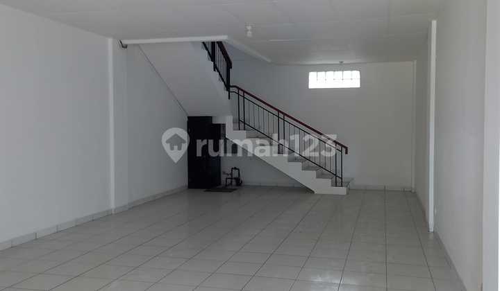 Ruko 3lantai Shm Siap Pakai Di Mainroad Mekar Wangi