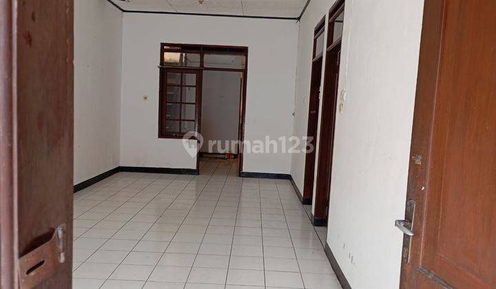 Kontrakan Rumah Butuh Renovasi Di Tki 2 1