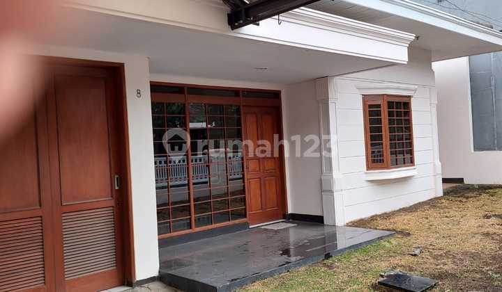 1-Story Ready-to-Occupy House Near Toll Road in Kopo Sari, Bandung 2