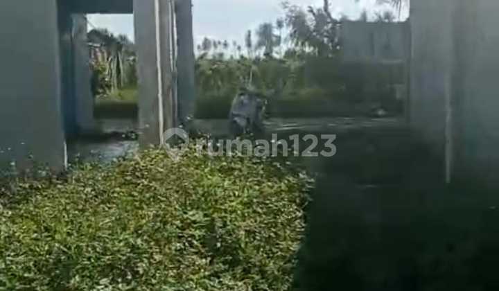 Bangunan Rumah Serta Kios Lokasi Strategis Pinggir Jalan Dekat Jembatan Kalibaru, Tangerang