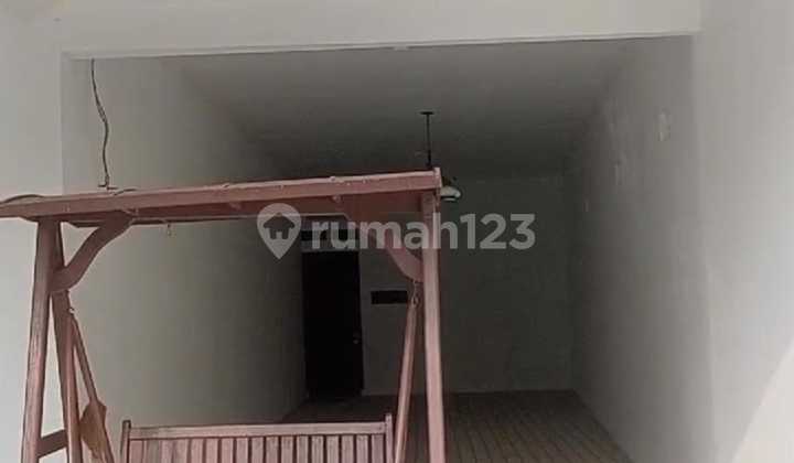 Rumah Mewah Free Perabotan Jati Lokasi Teluk Naga, Tangerang 2