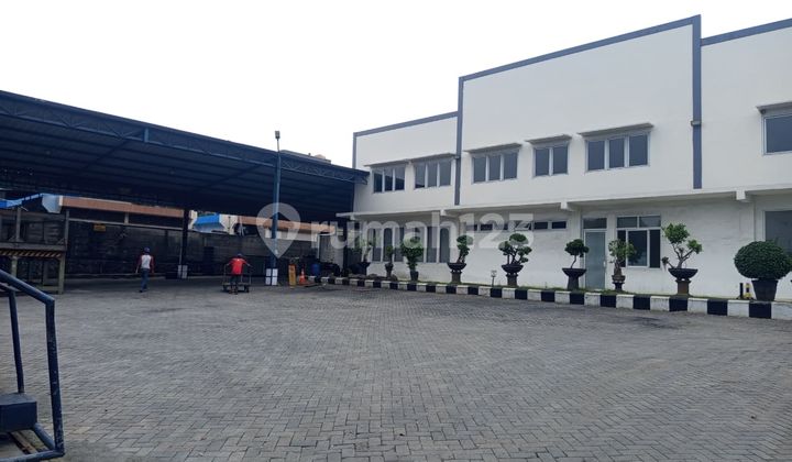 Excellent and Neat Office Warehouse Location in Jatake
