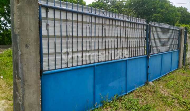 Lahan Kosong Pinggir Jalan Daerah Teluk Naga, Tangerang