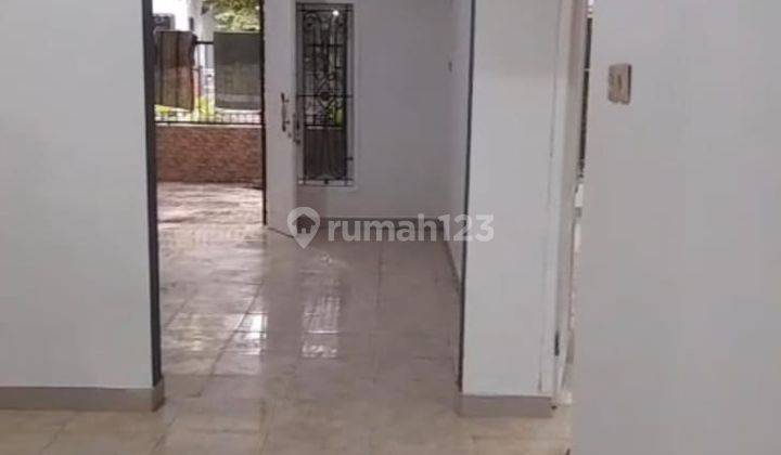 Rumah Mewah Siap Huni Lokasi Komplek Garuda, Tangerang 2