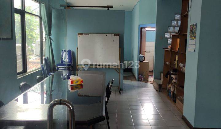 Ruko 4 Lantai Lokasi Strategis Kebayoran Lama 1