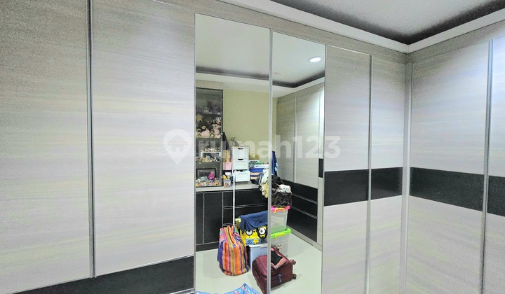 For Sale Fully Renovated Luxury House in Cluster Starling, The Springs Gading Serpong 2