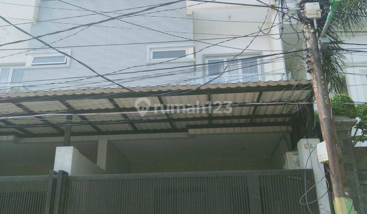 Di Jual Rumah available Pluit Permai Hdp Dalam Uk 5x20 3 lantai 1