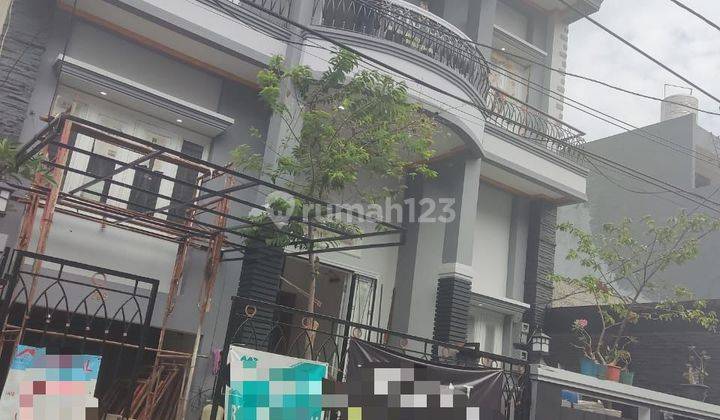 Dijual Rumah Tomang di Jakarta Barat, Hadap Kiblat Uk 10x15 1