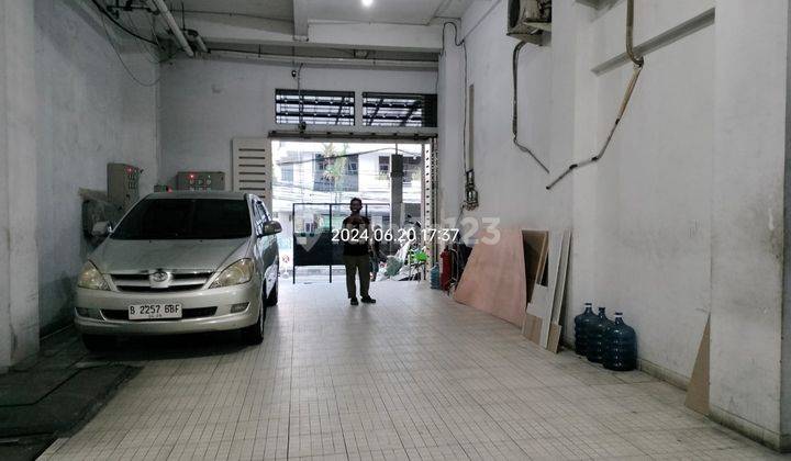 Disewa Bangunan 5 Lantai Jakbar Lt 1 Basement  2