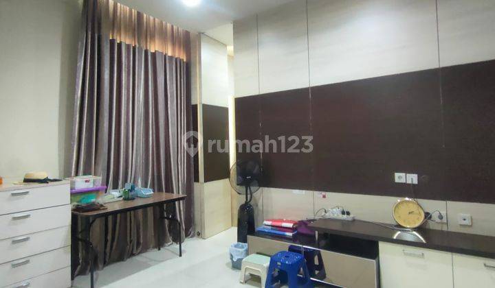 Dijual Rumah Bagus Crown Golf Mansion, Double Decker 2