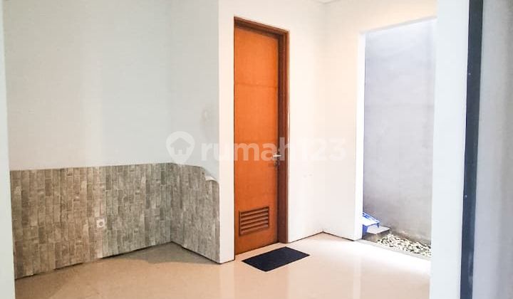 Dijual Rumah Modern Siap Huni di Dalam Cluster di Cirendeu - Ciputat Timur 2