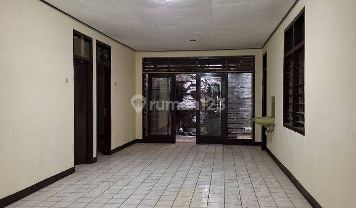 Rumah Lokasi Strategis Cocok untuk Usaha Kopo Permai Bandung 1