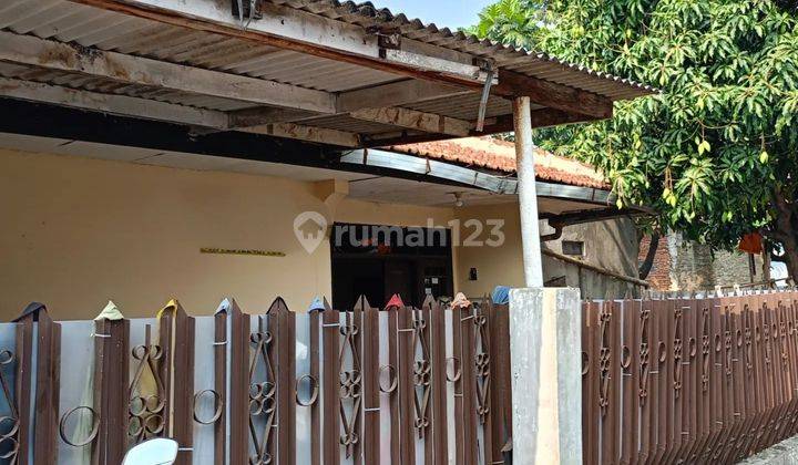 Rumah Hook 1 Lantai Kopo Permai Bekas Bengkel 1