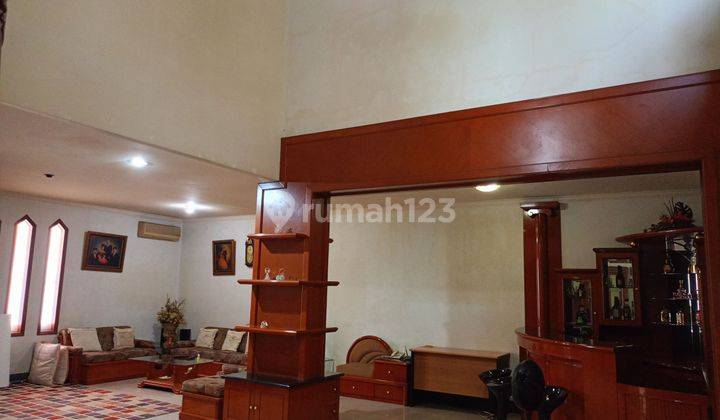 Rumah Cantik 1,5 Lantai Hook di Kopo Permai Bandung 2