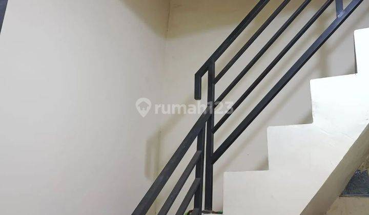 Rumah Siap Huni 1,5 Lantai di Jalan Sayuran Bandung 2