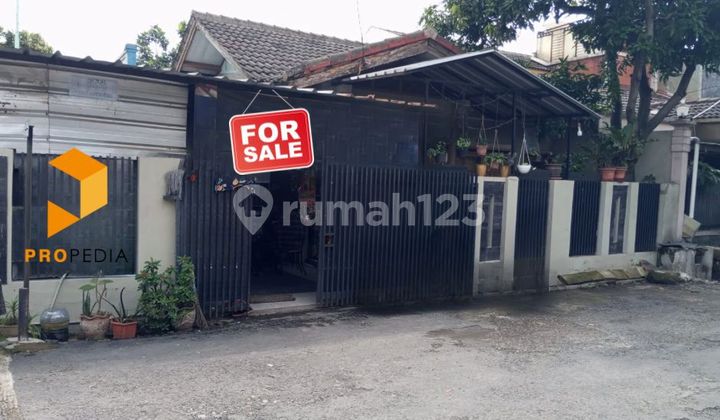 Single-story house in Nata Endah Sadang 2, Bandung. 2