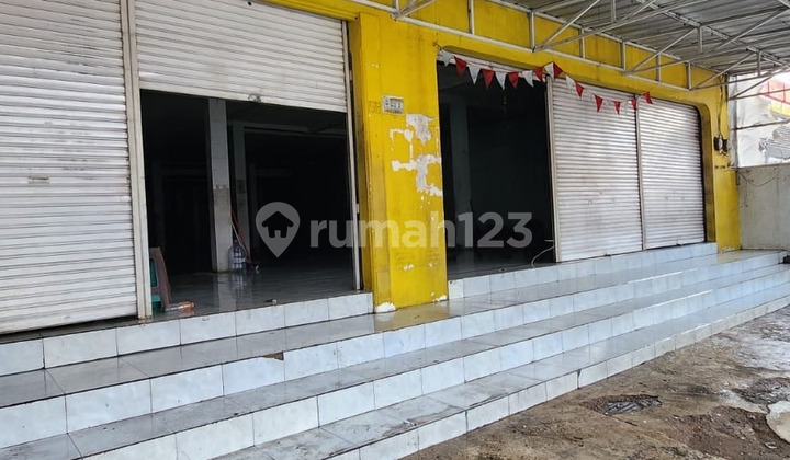 2-Story Shophouse for Sale, Suitable for Showroom/Office/Bank/Supermarket, Ciburuy 1