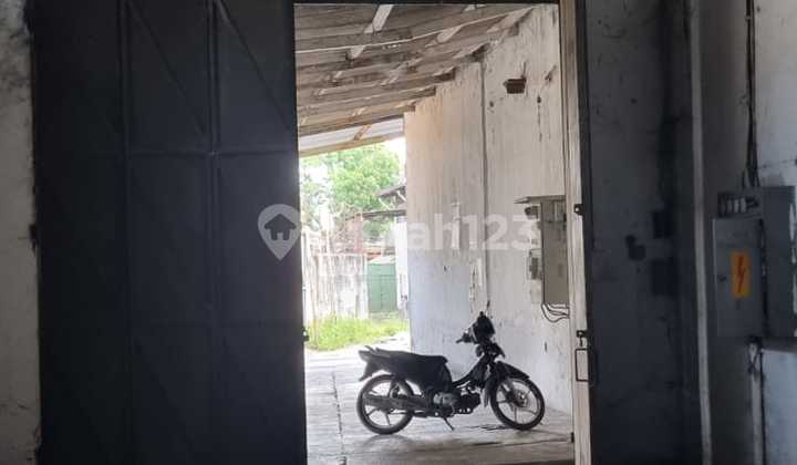 Ready-to-Use Warehouse in Cibolerang Area, Bandung Ready-to-Use Warehouse in Cibolerang Area, Bandung