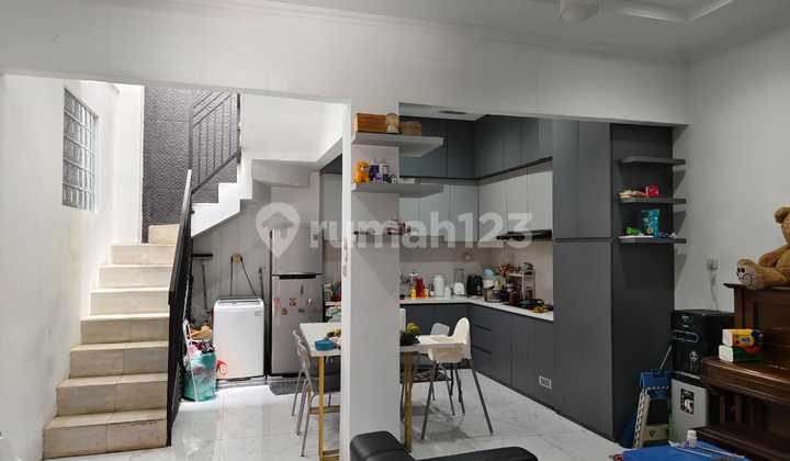 Rumah Terawat 2 Lt Siap Huni di Pesona Bali Residence Bandung Rumah Terawat 2 Lt Siap Huni di Pesona Bali Residence Bandung