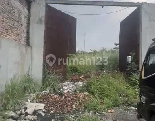 Land Plot Suitable for Investment and Business in Margaasih Area.