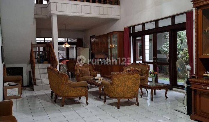 Rumah Cantik Terawat 2 Lantai Mainroad Kopo Permai Bandung 1