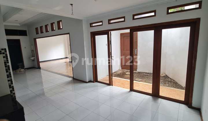 Jual Rumah Siap Huni Nyaman Lokasi Pasirluyu Bandung