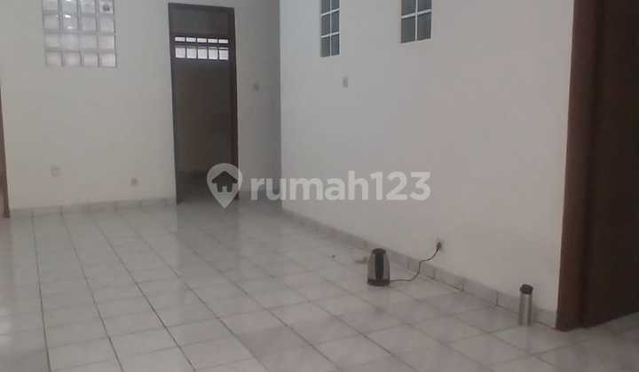 Rumah Siap Huni Cocok Utk Usaha Mainroad Kopo Permai 2
