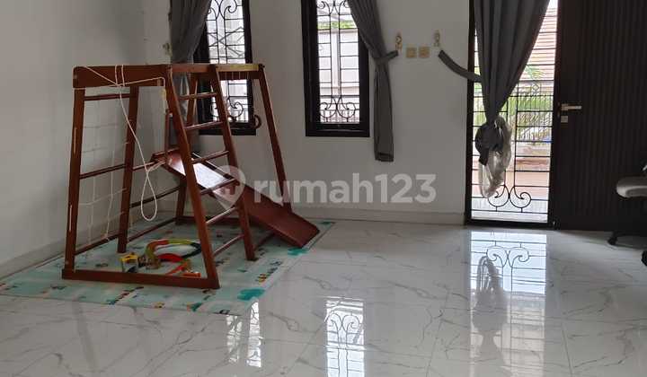Rumah Terawat 2 Lt Siap Huni di Pesona Bali Residence Bandung 2