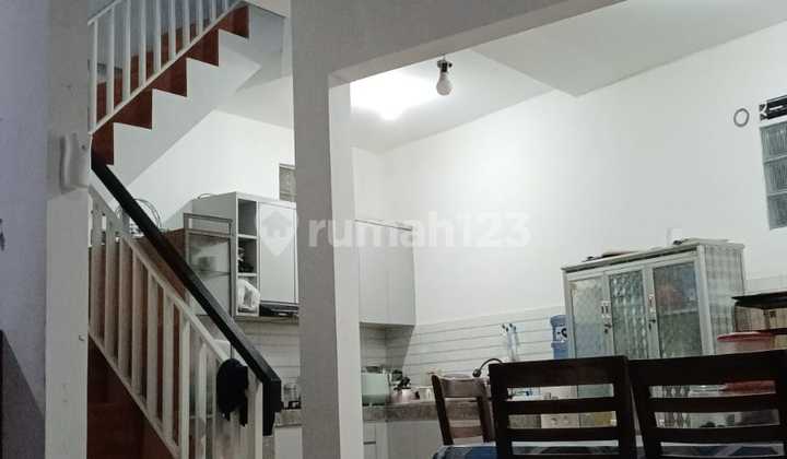 Nice 2-Story House Ready to Occupy, South Karasak, Bandung. 2