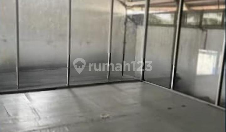 Ready-to-Live Warehouse on Jl Satria Raya Bandung Ready-to-Live Warehouse on Jl Satria Raya Bandung