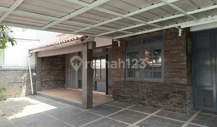 Rumah Bagus Siap Huni di Area Kopo Permai