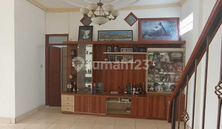Rumah Cantik dan Nyaman area Kopo Permai Rumah Cantik dan Nyaman area Kopo Permai