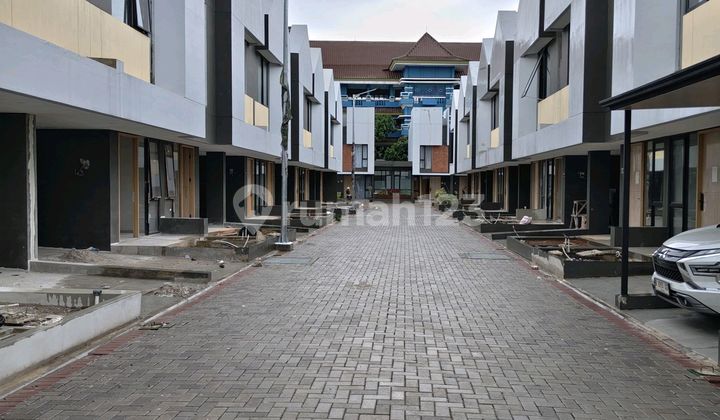 For Sale New House in Parkspring Gading, North Jakarta For Sale New House in Parkspring Gading, North Jakarta