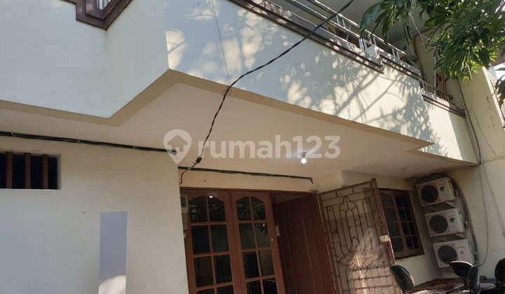Disewa Rumah 2 Lantai di Sunter Metro