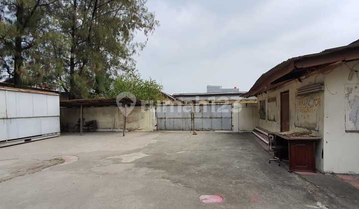 For Rent / For Sale Warehouse on Jalan Plumpang Semper Raya