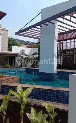Dijual Rumah 3 Lantai Di Royalton Residences 2