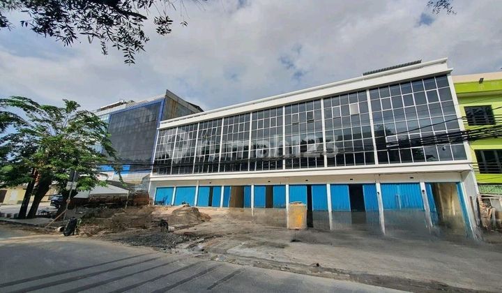 For Sale / For Rent Shophouse in Graha Indah Complex For Sale / For Rent Shophouse in Graha Indah Complex