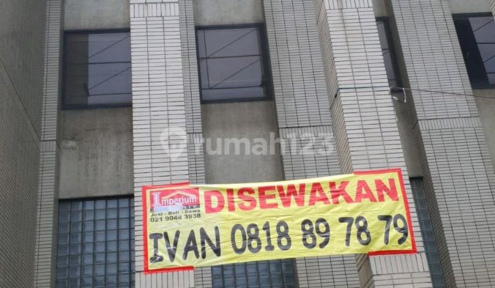 Disewa Gedung Strategis Di Jalan Raya Kebon Sirih 