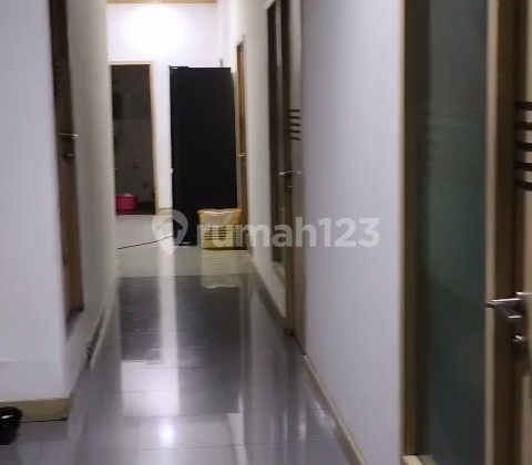 For Sale / For Rent Shop House on Sukarjo Wiroyopranoto Street, Gambir 2