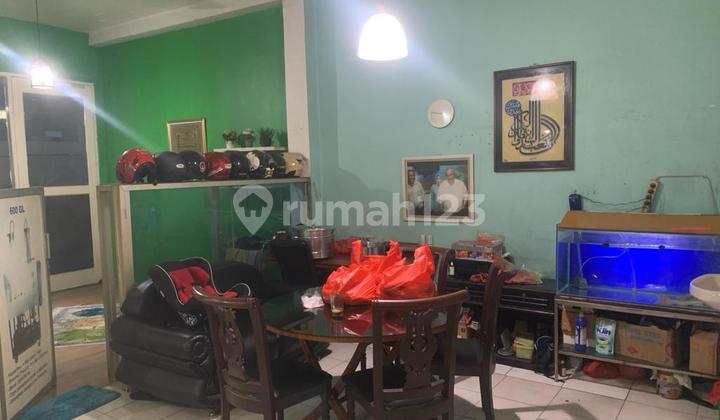 For Sale Shop House in Senen, Central Jakarta Suitable for Business 2