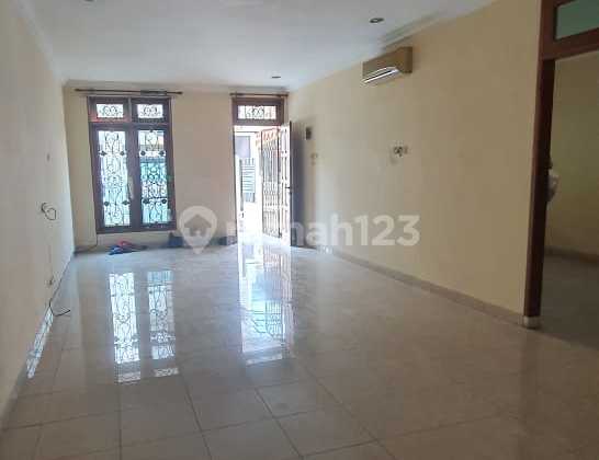For Sale House In Griya Inti Sentosa