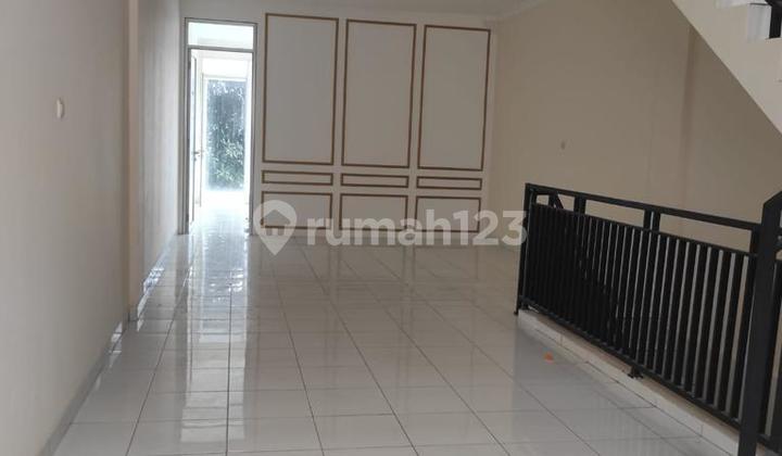 Disewa Ruko Commersial Area Di Centra Kemang Utara