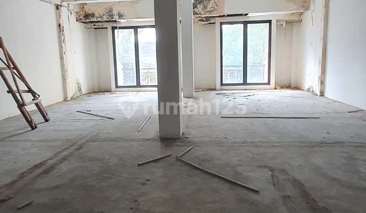 For Rent: Adjacent Shophouse on Jalan Melawai Raya 2