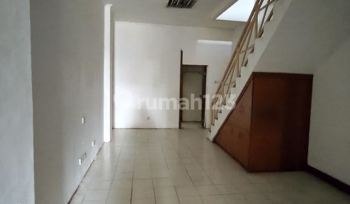 For Sale / For Rent Shop House on Tebet Raya Street Fully Furnished