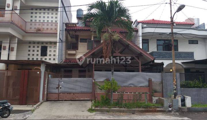 Rumah Strategis di Taman Ratu Greenville Harga Murah  1