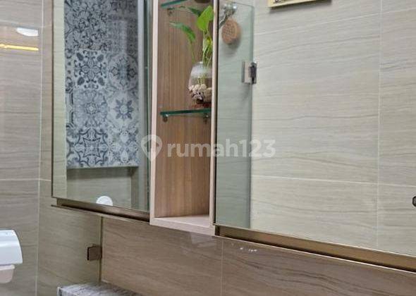 Apartemen Mediterania Garden 2 Lantai Rendah View Pool, Renov Wc 2