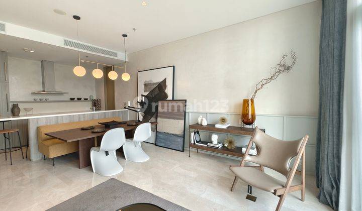 ruang keluarga apartemen verde two scbd tipe