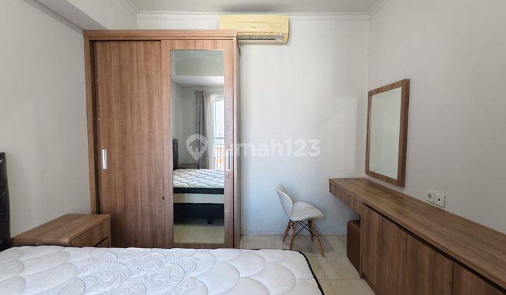kamar tidur apartemen royal mediterania garden tipe
