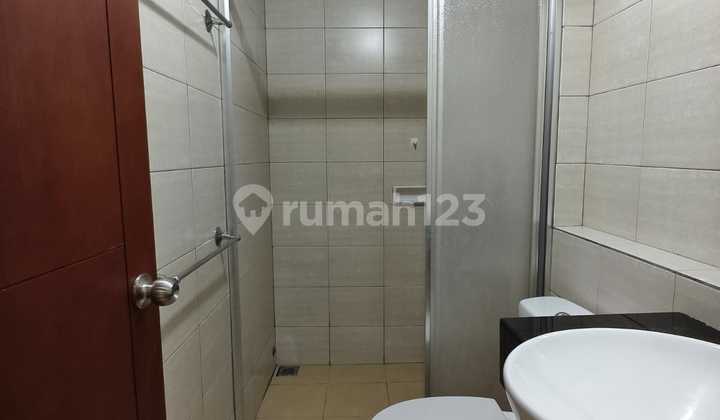 Apartemen Royal Mediterania Garden tipe 3 bedroom semi private lift 2