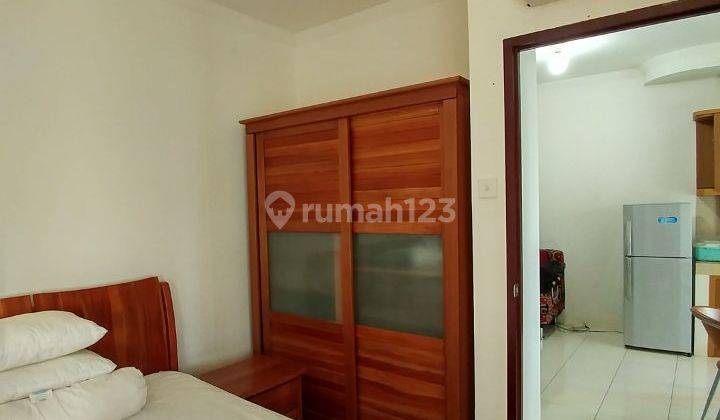 kamar tidur apartemen mediterania garden 2 tipe